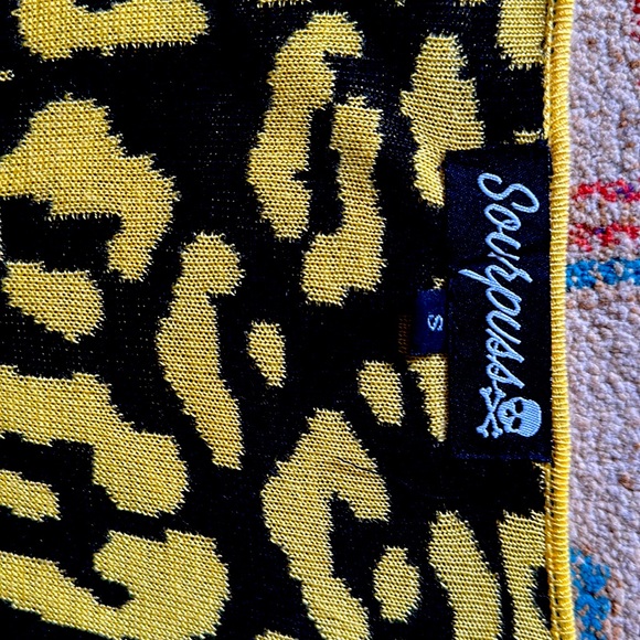 Size small never worn Sourpuss long sleeve yellow leopard print knit dress - Picture 2 of 3